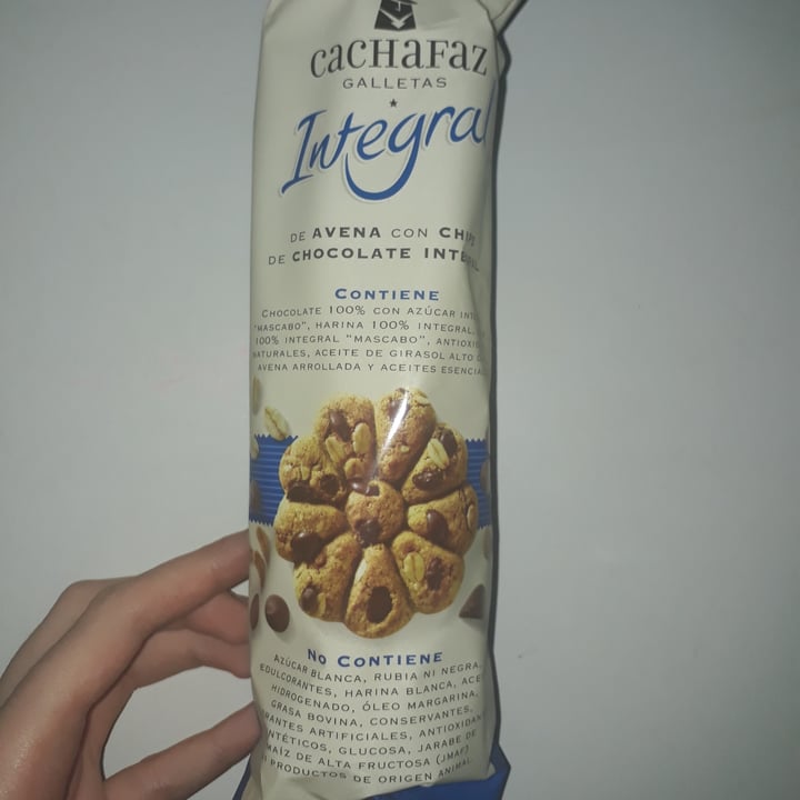 photo of Cachafaz Galletas Integral De Avena Con Chips De Chocolate shared by @vegan-hola on  04 Nov 2020 - review