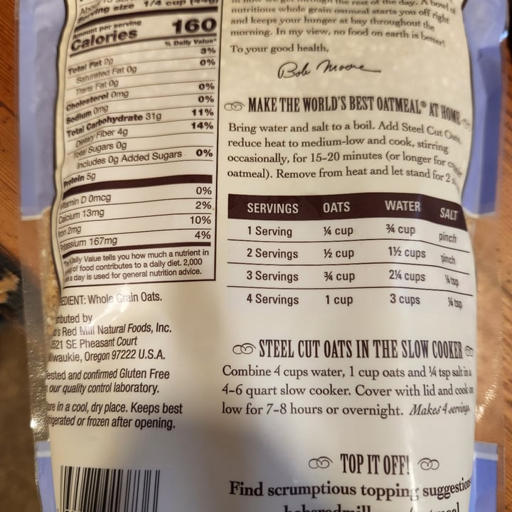 photo of Bob's Red Mill Gluten free steel cut oats shared by @angebe on  13 Jun 2022 - review