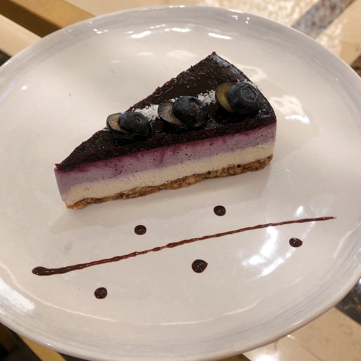 photo of Herbivore Vegan料理 覆盆子大理石起士蛋糕 ASPBERRY MARBLE CHEESE CAKE shared by @xxxiaxxx on  19 Feb 2021 - review