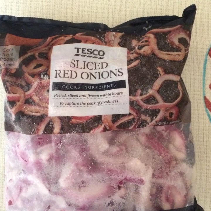 photo of Tesco Sliced red onions shared by @cazmikk on  09 May 2022 - review