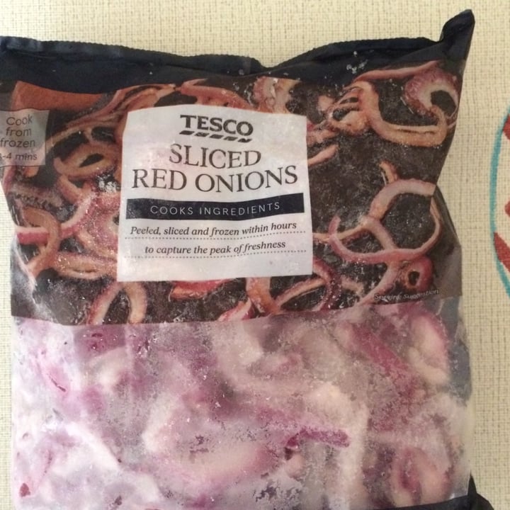 review photo of Tesco Sliced red onions shared by @cazmikk on 09 May 2022 - review