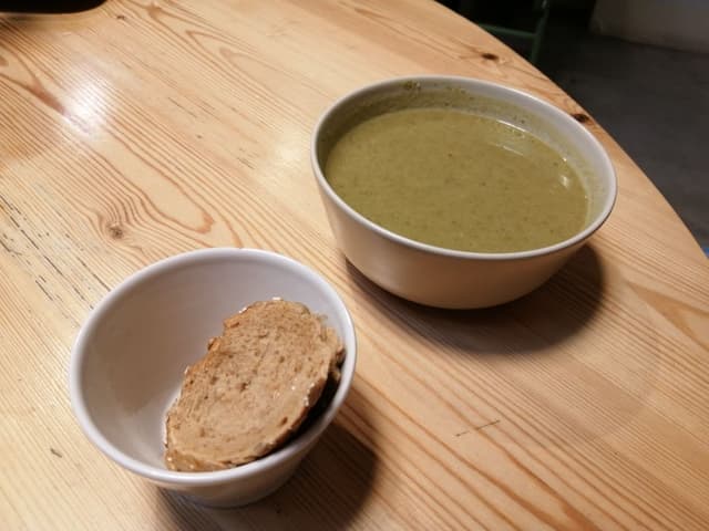 Photo du plat “Sopa Detox Verde”