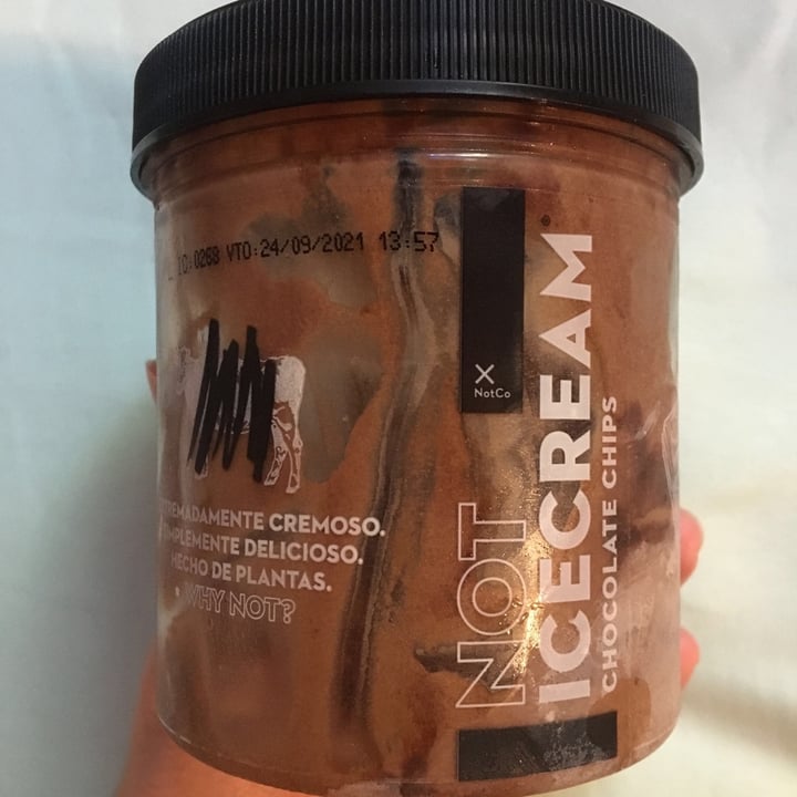review photo of NotCo Not Icecream Chocolate Chips shared by @sofcarena on 30 Nov 2020 - review