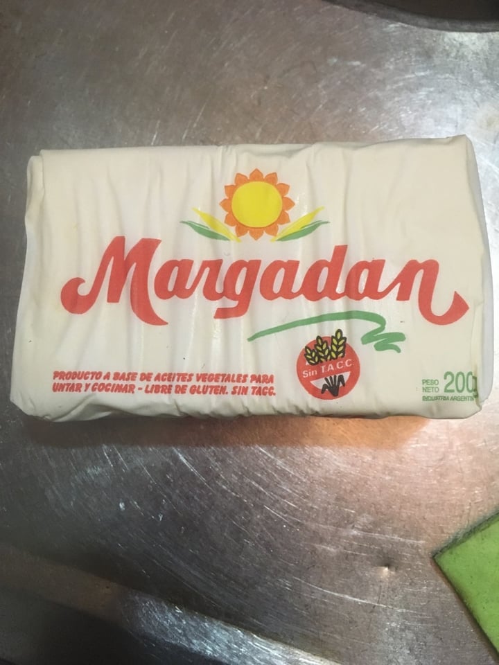 photo of Margadan Margarina Vegetal shared by @lauchis on  15 Apr 2020 - review