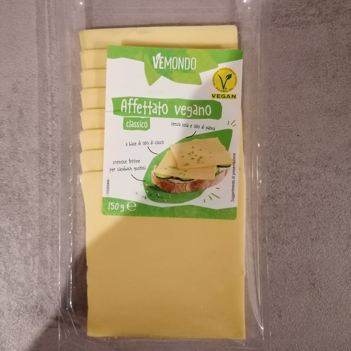 review photo of Vemondo Affettato Vegano Classico shared by @animals03 on 18 Nov 2021 - review