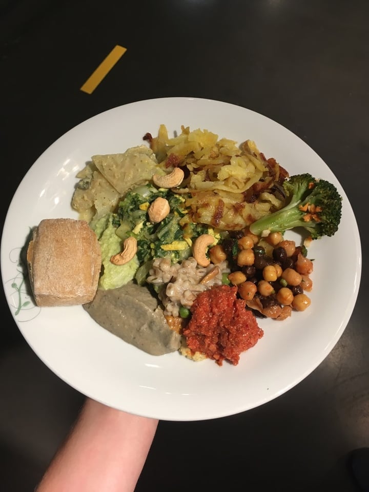 review photo of tibits Bern Gurtengasse Buffet shared by @hobbas on 16 Aug 2020 - review