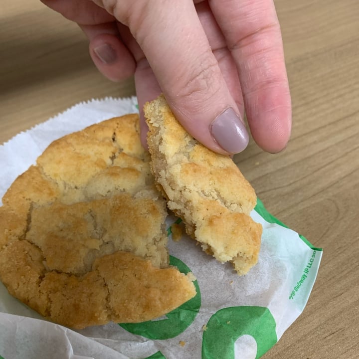 photo of Subway Cookie Macadamia shared by @cr-vegan on  05 Aug 2022 - review