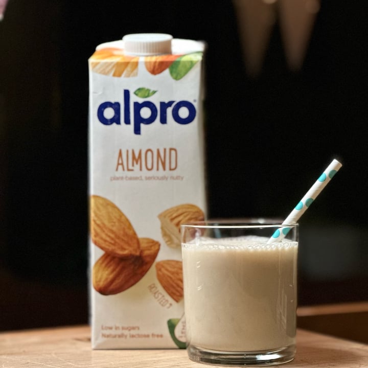photo of Alpro Almond Milk shared by @vanille on  07 Dec 2022 - review