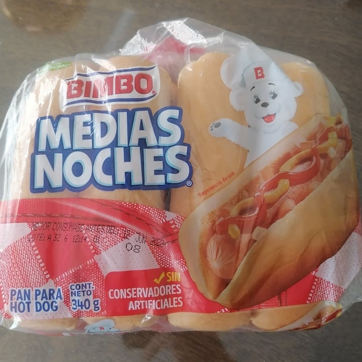 photo of Bimbo Pan hot dog shared by @luvisanti on  29 May 2022 - review