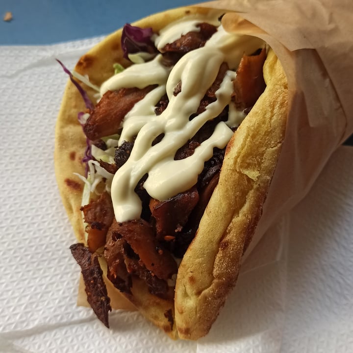 photo of Vegan Beat Athens Space Gyros shared by @aillia on  25 May 2022 - review