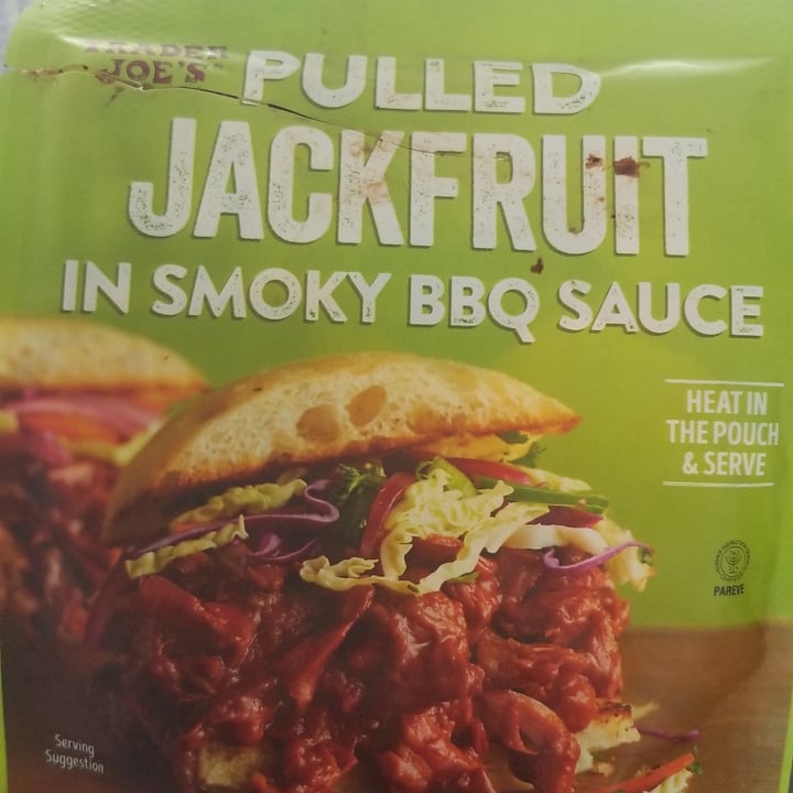 review photo of Trader Joe's Pulled Jackfruit in Smoky BBQ Sauce shared by @nicoleturchin on 01 Feb 2022 - review
