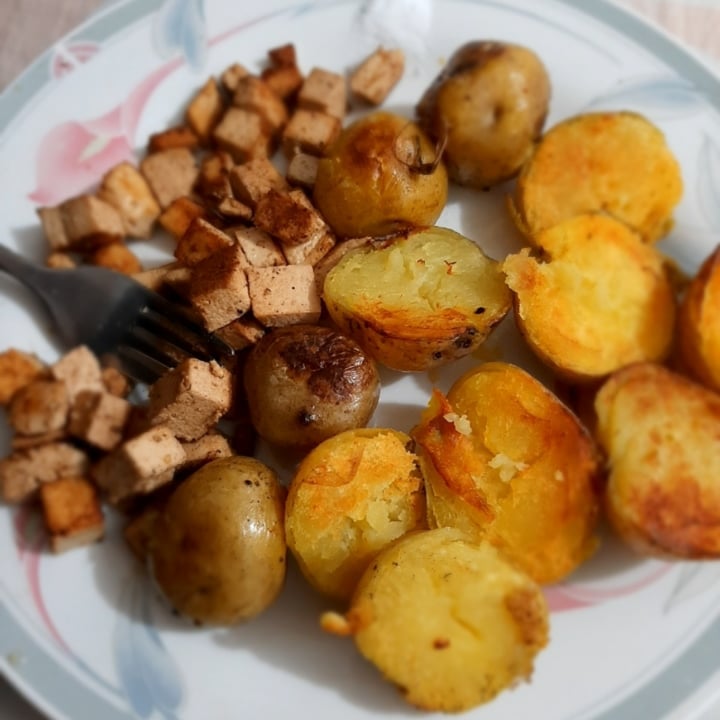 photo of Ocaña comida vegetariana Papas con tofu asado y marinado shared by @fernanda27 on  15 Oct 2020 - review