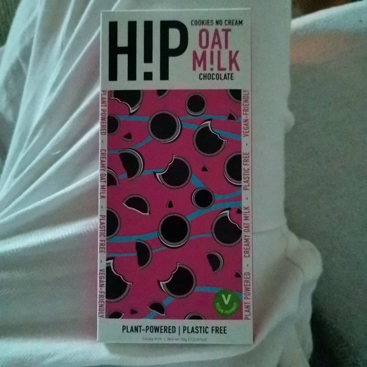 review photo of HIP (H!P) Cookies & cream chocolate shared by @leitai on 11 Sep 2021 - review