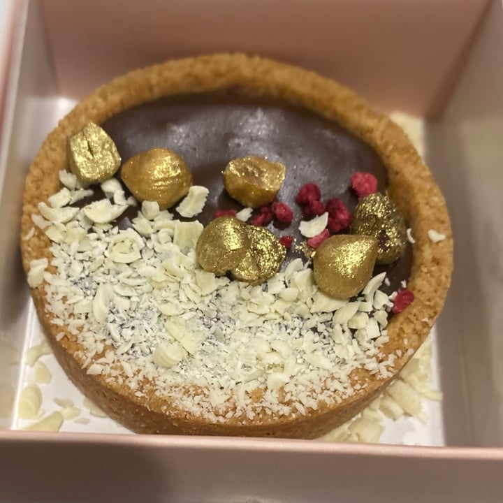 photo of Isabela Akkari Café et Patisserie Tartelet rouge shared by @amandabthill on  01 May 2022 - review