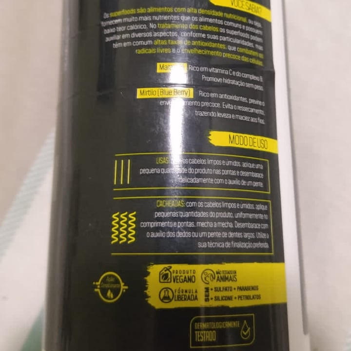 photo of Embelleze Creme de Pentear shared by @andreiamorim on  09 May 2022 - review