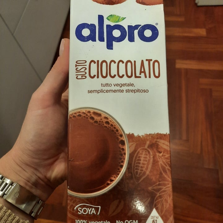 photo of Alpro Gusto Cioccolato shared by @elebura on  12 Jun 2022 - review