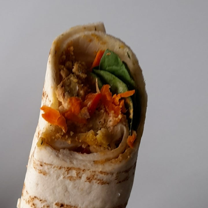 photo of Sainsbury's Houmous and Falafel Wrap shared by @heatherthevegan on  30 Oct 2022 - review