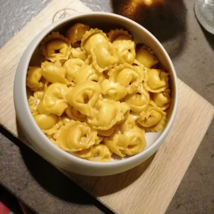 review photo of Herbe - Food & Drink Vegetale Tra Sacro E Profano shared by @frullu on 17 May 2022 - review