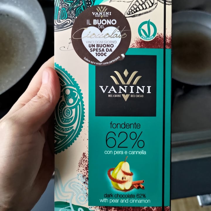 photo of Vanini Cioccolato fondente 62% con pera e cannella shared by @ilablabla on  12 Nov 2022 - review