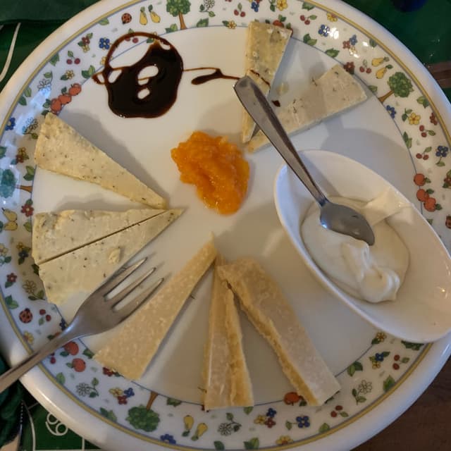 Photo of the dish “Tagliere Di Formaggi”