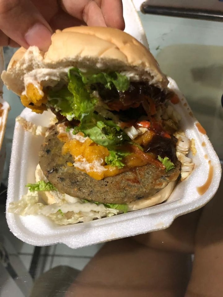 review photo of VeganU Não abandone (don't abandon) shared by @cisneirosbi on 01 Jul 2019 - review