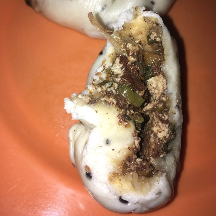 photo of KOI Beer & Dumplings - Lavalleja Bao hongos shared by @lauchis on  12 Sep 2020 - review