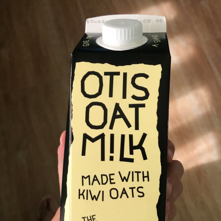 photo of Otis Oat Milk The Barista One shared by @john00 on  31 May 2021 - review