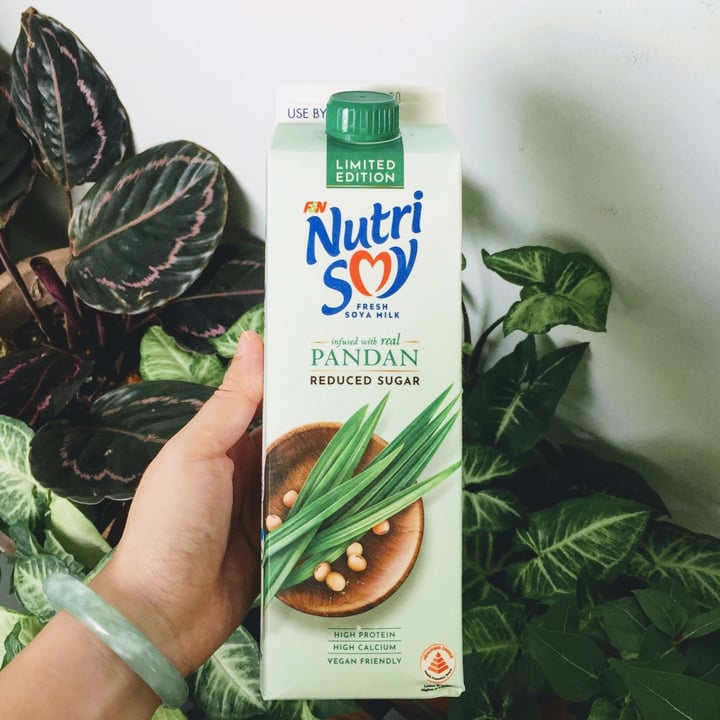 photo of F&N Nutrisoy Pandan Flavoured Soy Milk shared by @waisum on  10 Oct 2020 - review
