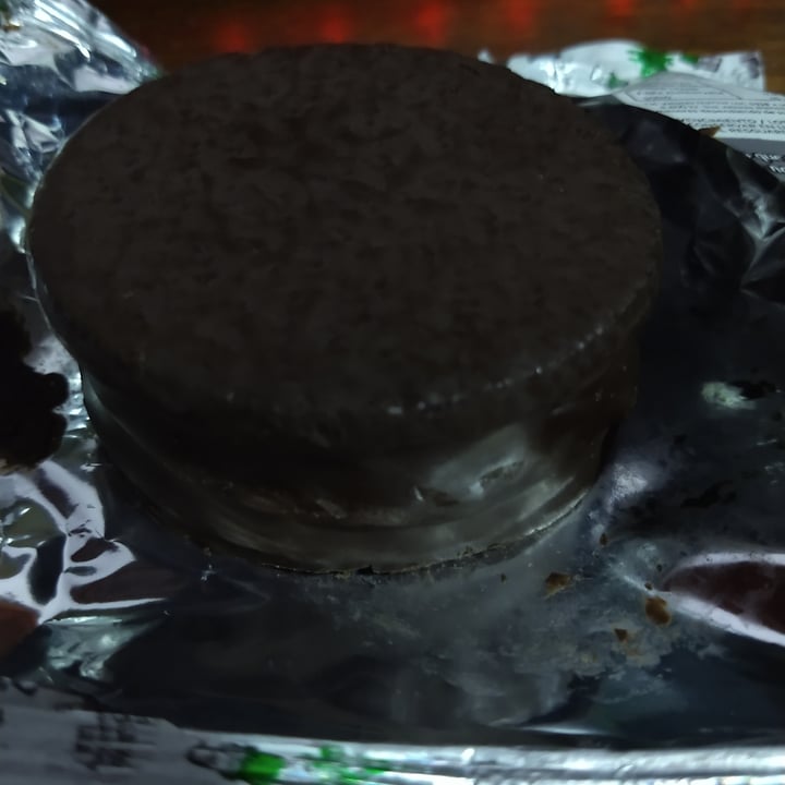 review photo of Un Rincón Vegano Alfajor Black Chocolate shared by @gordipancho on 25 Sep 2022 - review