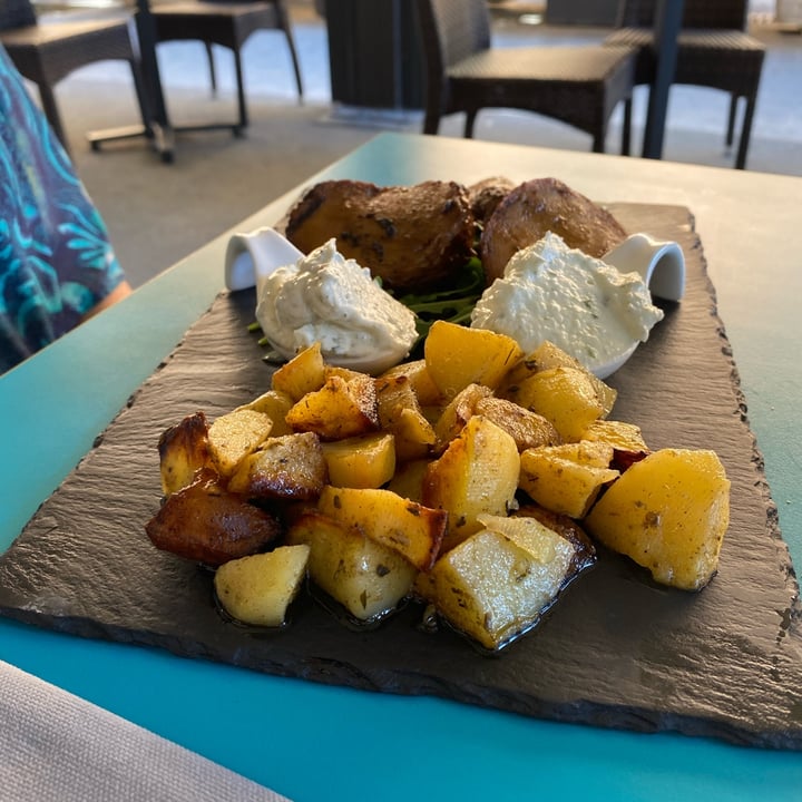 review photo of Cavoli Nostri Arrosto di seitan all'aceto balsamico shared by @tuomiglioramico on 26 Aug 2022 - review