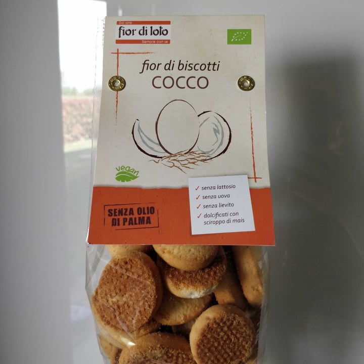photo of Fior di Loto fior di biscotti cocco shared by @gesakria on  01 May 2022 - review