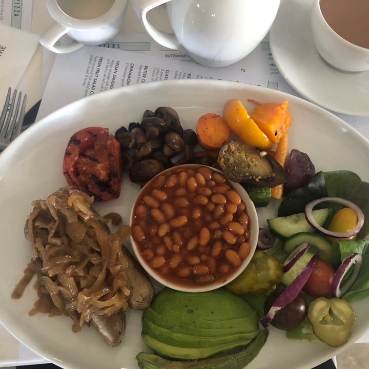 photo of Bay Leaf & Thyme Vegan Sausage Breakfast shared by @leighclare29 on  13 Sep 2020 - review