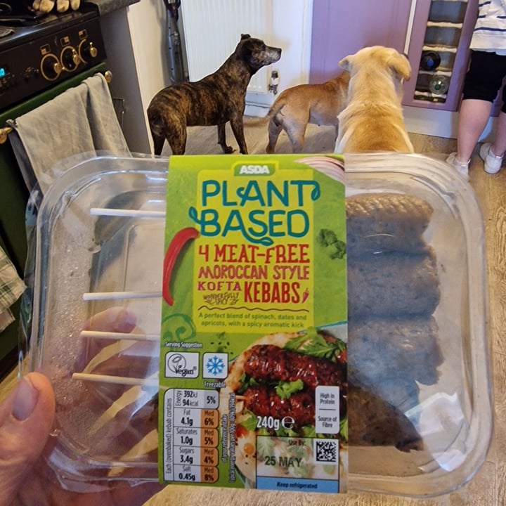 photo of Asda Plant Based  Meat-Free  Moroccan Style Kofta Kebabs shared by @juliakrz on  30 Jun 2022 - review