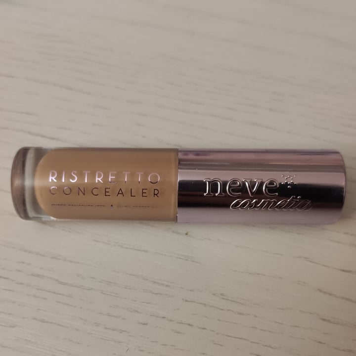 photo of Neve Cosmetics Ristretto concealer shared by @livils on  11 Mar 2022 - review