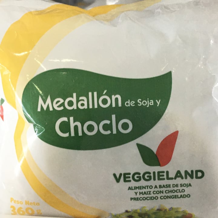 photo of Veggieland Medallón de soja Y Choclo shared by @veganaabolicionista on  25 Apr 2020 - review