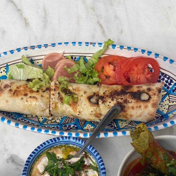 photo of Fairouz Sandwich Shawerma shared by @criiiiiiii on  11 Apr 2022 - review