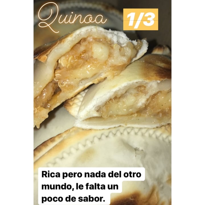 photo of Pizzas y Empanadas IL Giardino De Devoto Empanada Cebolla y Queso shared by @carogarcia on  09 Jan 2020 - review