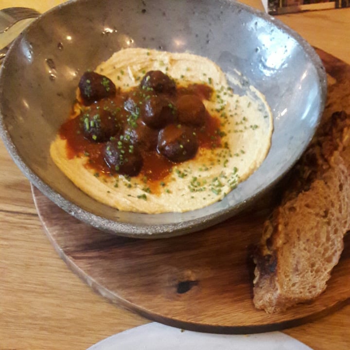 photo of Restaurante Kaime Hummus shared by @veganizandomed on  13 Aug 2021 - review