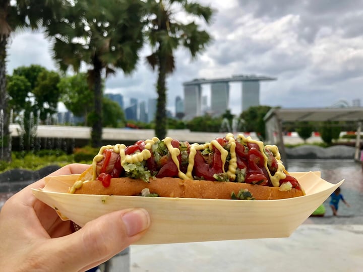 photo of Grand Hyatt Singapore Beyond Sausage Hot Dog shared by @s1224 on  20 Jan 2019 - review