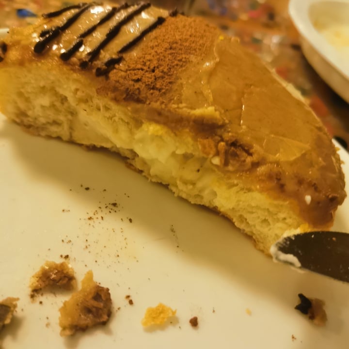 photo of Dreamwave Donuts Tiramisu Donut shared by @stefietokee on  12 Jun 2020 - review