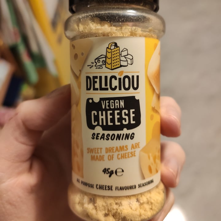 photo of Deliciou Vegan Cheese Seasoning shared by @tipsyballoons on  03 Dec 2021 - review