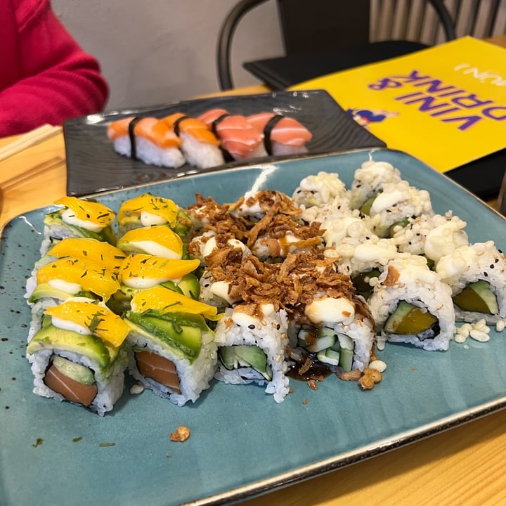 photo of Mun Sushi Bar - Roma Dragon Roll Vegan shared by @nicole- on  22 Nov 2022 - review