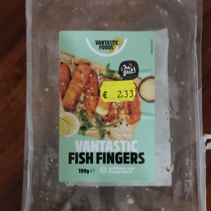 photo of Vantastic Foods Vantastic Fish Fingers shared by @vegfraio on  21 Jul 2021 - review