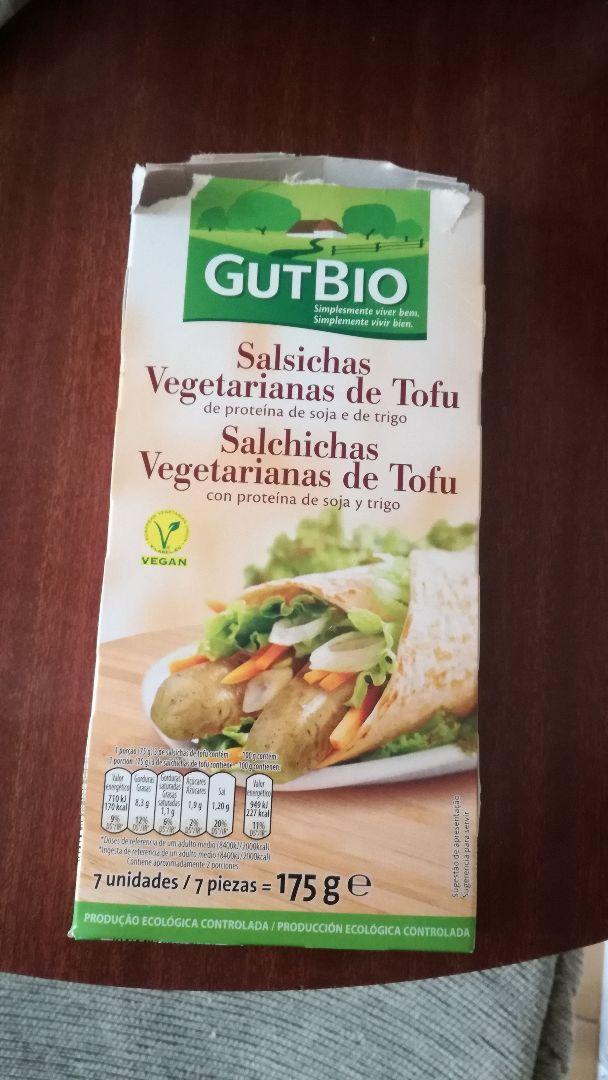 photo of GutBio Salchichas Vegetarianas de Tofu shared by @vegan-vegan on  29 Jan 2020 - review