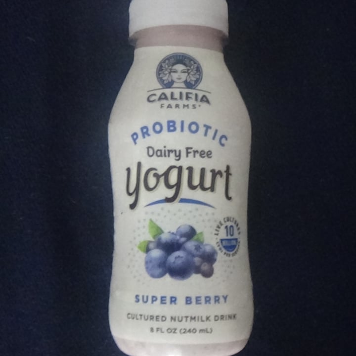 photo of Califia Farms Probiotic Dairy Free Yogurt Drink Super Berry shared by @feelideal on  22 Oct 2020 - review