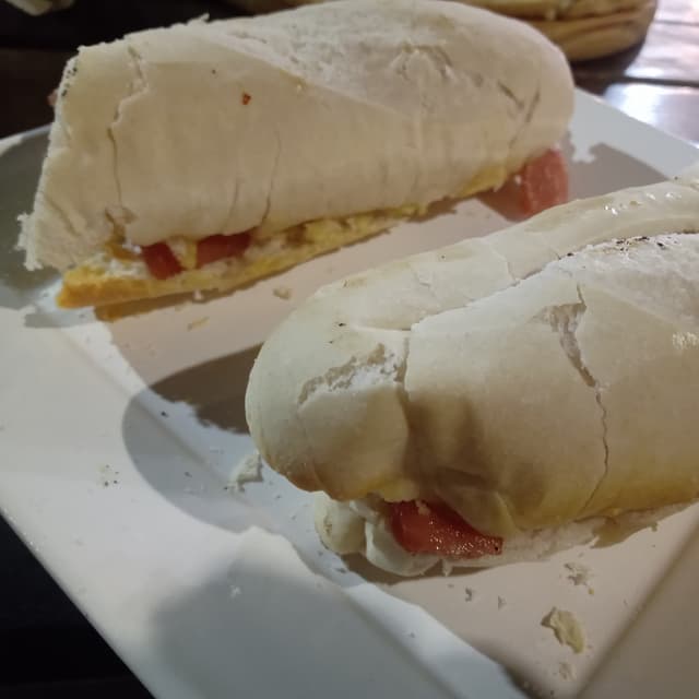 Photo of the dish “Sandwich Jamón y Queso”