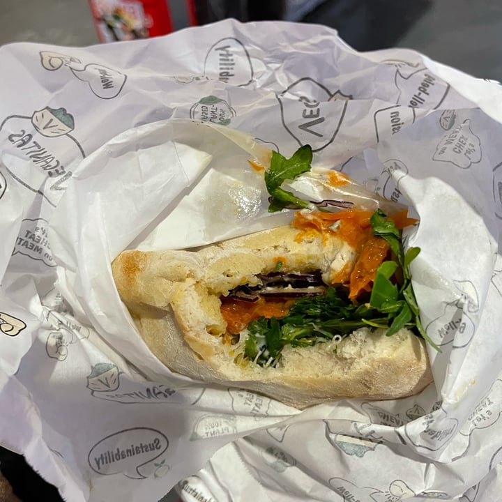 review photo of Veganitas Salmon Pita shared by @yishilian on 19 Nov 2021 - review