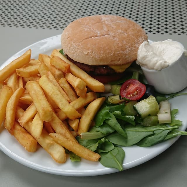 「Moving Mountains Burger」の料理の写真