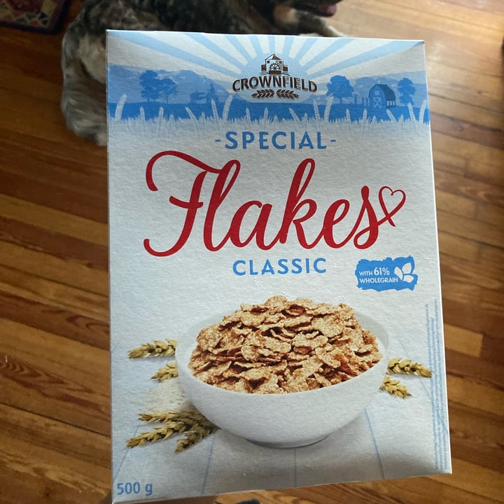 photo of Crownfield Special Flakes classic shared by @carolae on  11 Jul 2022 - review