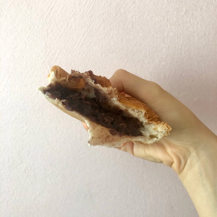 photo of Almond Bakery (Vegetarian) Vegan Red Bean Bun shared by @nicnicnic on  17 Jun 2020 - review